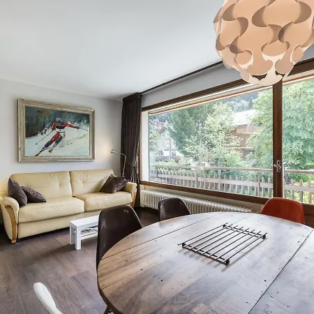 Confortable Avec Balcon, Centre De Megeve, Parking, Ascenseur - Fr-1-453-110